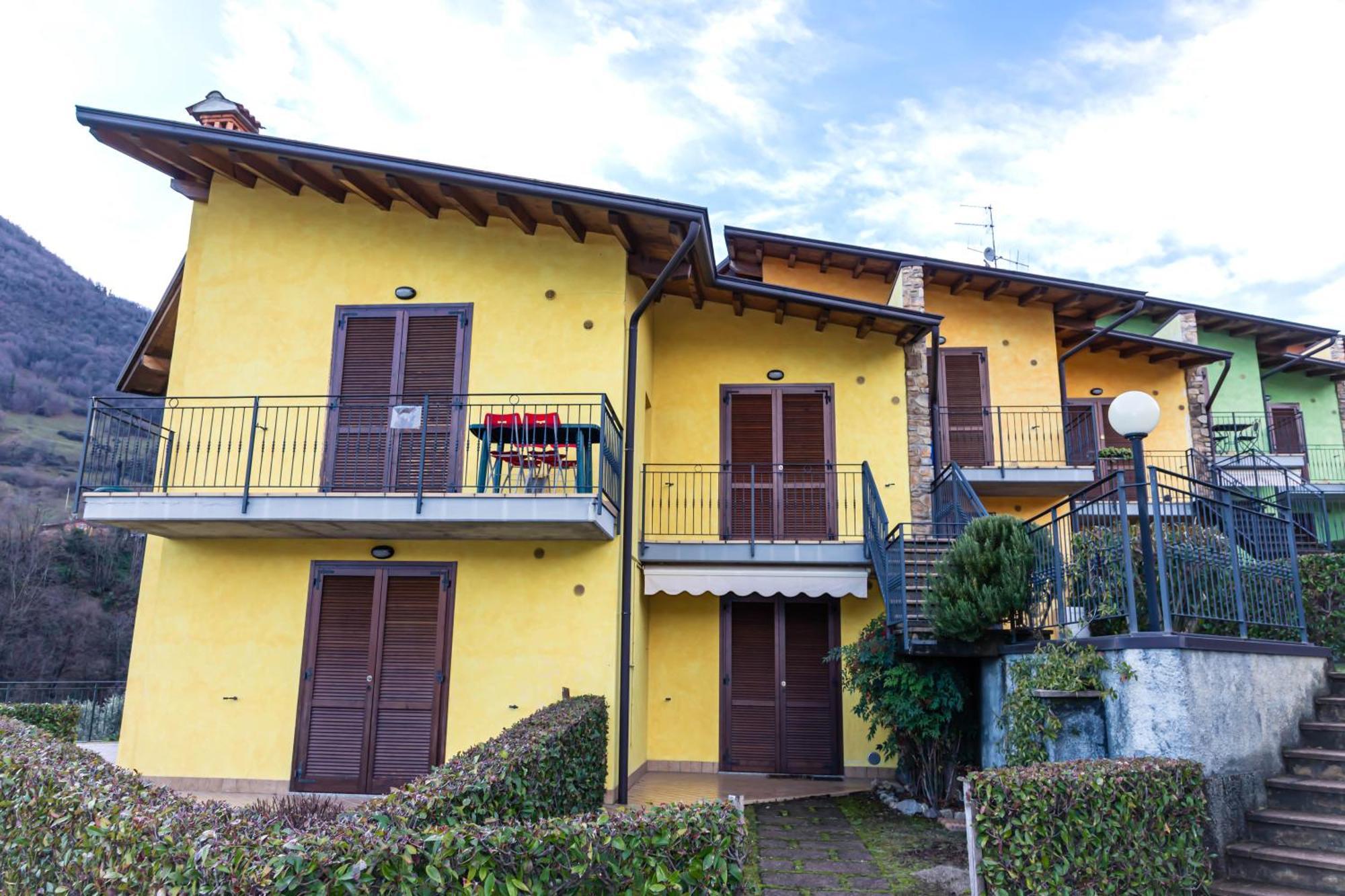 Residenza Coccinelle Vista Lago D'Iseo Tavernola Bergamasca Eksteriør bilde