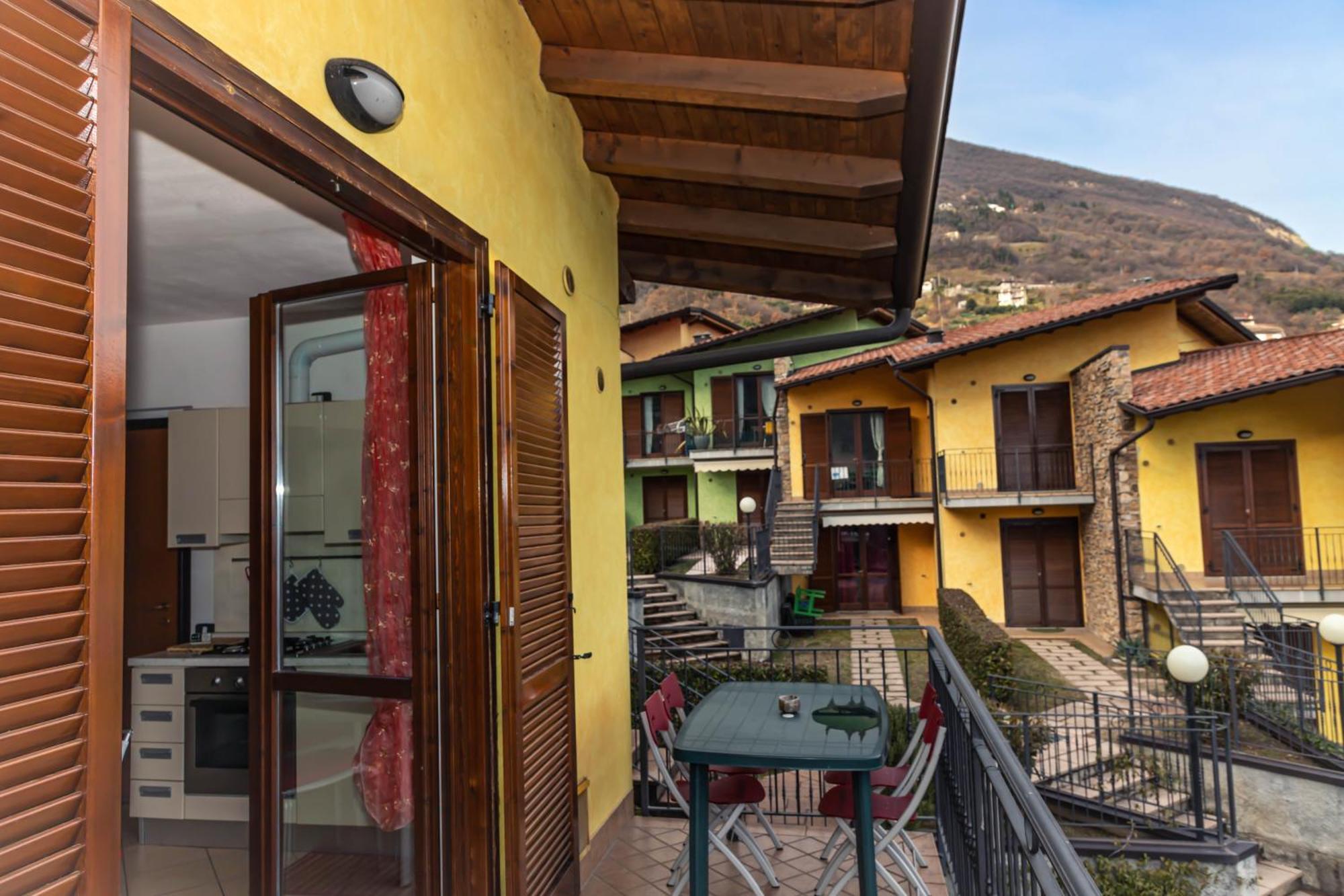 Residenza Coccinelle Vista Lago D'Iseo Tavernola Bergamasca Eksteriør bilde